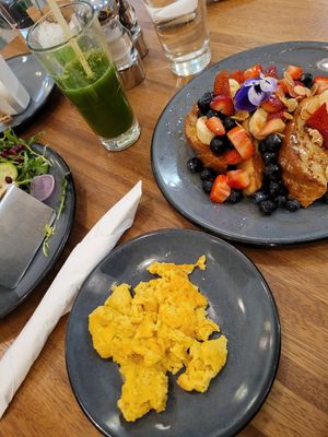 Green juice, French toast and just egg scrambled at Truth & Tonic in Las Vegas