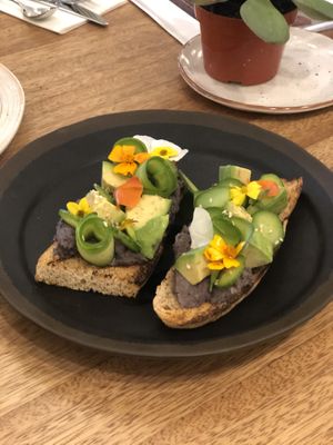 Black Bean Hummus & Avocado Toast I’m Grilled Ciabatta at Truth & Tonic in Las Vegas