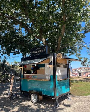 Our trailer 🌸 at Pé Na Horta in Porto