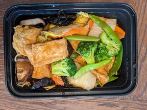 Budda Chow Mein - 2/5 - way too many noodles (70%) at Loma House Vegetarian Express in Edmonton