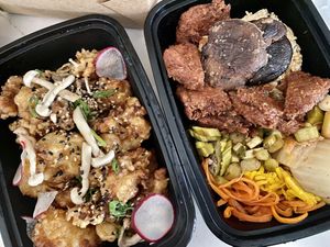 Fried cauliflower and vegan bibimbap  at kō än in Cary