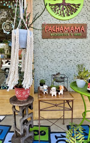 storefront   at Pachamama Macrobiótica y Artes in San Jose