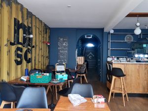 Interior (when closed) at Le Carré in Vevey