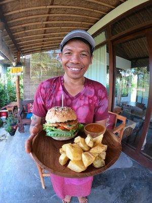 I ordered thempe burger with potatos, and this is homemade ketchup from tomtatoes. SO delicious!  at Vegan Healing Garden in Ubud