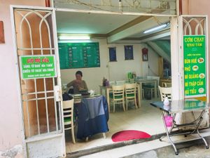 outside at Quan Chay Khai Tam in Da Lat