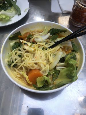 Curry noodles at Quan Chay Khai Tam in Da Lat