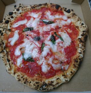 Vegan Margherita at Nonno Mio in Bochum