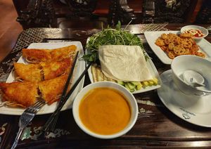 Lotus root chips, crispy Vietnamese crepes with rice paper and salad, peanut sauce at Nhà Hàng Chay Tâm Châu in Da Nang