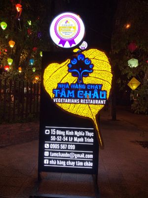 Road signboard at Nhà Hàng Chay Tâm Châu in Da Nang