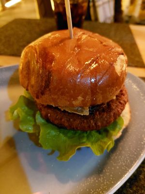 Veganuary burger with brioche bun at Hans im Glück in Mannheim