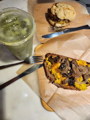  at Breads On Oak - Carondelet St in New Orleans