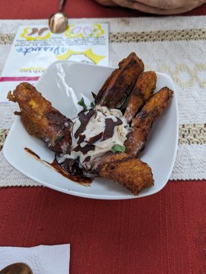  at Yasmina's Itzalanyasayan in San Francisco