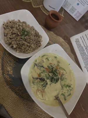   at Yasmina's Itzalanyasayan in San Francisco