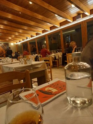 Nice greek decoration
 at Vakhos Taverna - Βάκχος Ταβέρνα in Delphi