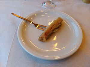 Baklava at Vakhos Taverna - Βάκχος Ταβέρνα in Delphi