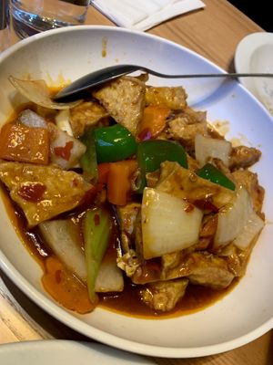 Stir fried tofu and veg in homemade spicy sauce   at M&L Chinese in Dublin