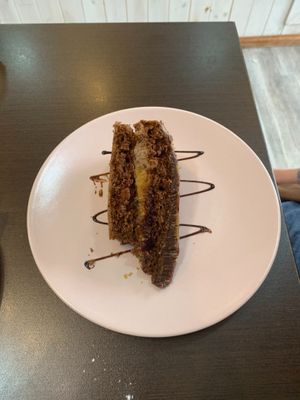 Bolo snicker  at Moko Veggie Café - Alvalade in Lisbon