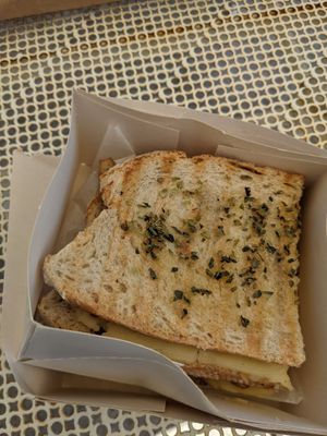 Chicken toastie at Moko Veggie Café - Alvalade in Lisbon