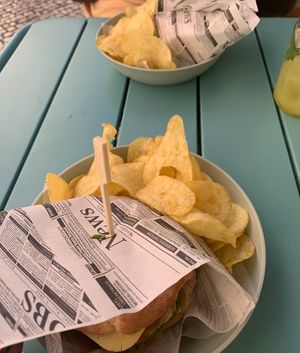 Burger at Moko Veggie Café - Alvalade in Lisbon