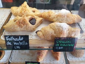 Sweet pastries at Moko Veggie Café - Alvalade in Lisbon