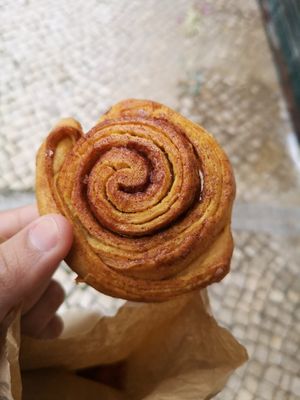 Bolinho de Canela at Moko Veggie Café - Alvalade in Lisbon