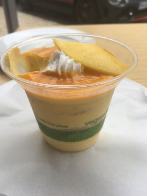 Mango mousse at Moko Veggie Café - Alvalade in Lisbon