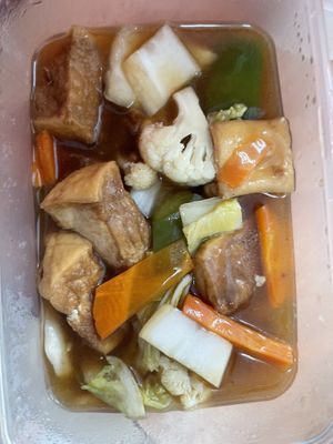 Claypot Beancurd delivery  at Zi Zai Vegetarian 自在齋 - Tampines in East Singapore