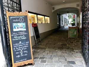 entrance area to courtyard at Makro 1 in Vienna