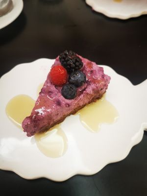 Berrycheesecake at Healthy Lounge in Antibes