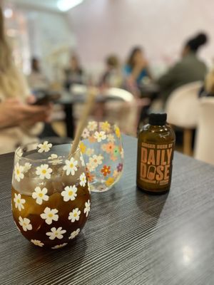 Homemade iced tea “peach” and ginger beer  at Healthy Lounge in Antibes