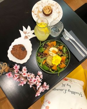 cookie vegan chocolat banana
Bowl vegetarien at Healthy Lounge in Antibes