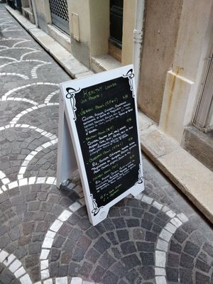 Vegan bowl at Healthy Lounge in Antibes