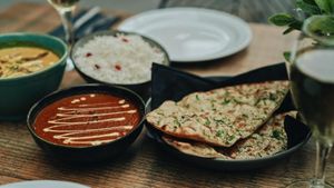 Welcome to Namaste @ OMNOM. We have vegan and vegetarian chicken and lamb curries that will blow you away! at Namaste@OMNOM in North London