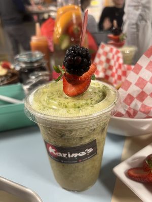 Green juice  at Karine's in Toronto