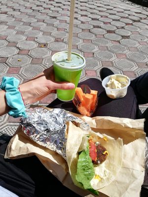 falafel wrap & green juice at Sol y Rocio in Cuenca
