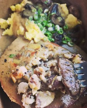 Vegan roast and Mash potatoes at Alice & Friends' Vegan Kitchen in Chicago
