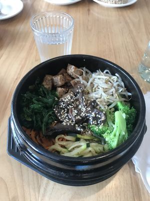 Friendly staff. 10/10 very good food. Large servings!!  at Alice & Friends' Vegan Kitchen in Chicago