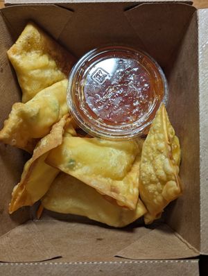 Crab rangoon at Alice & Friends' Vegan Kitchen in Chicago