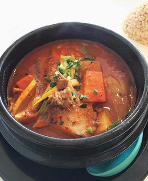 Run Away Potato - Spicy potato stew at Alice & Friends' Vegan Kitchen in Chicago