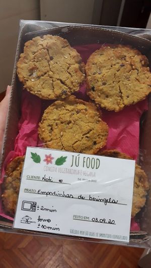 Empadinhas de berinjela maravilhosas! *-* at Juh Food in Passo Fundo