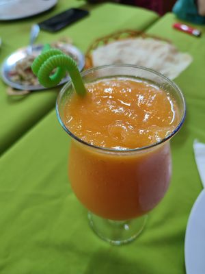 Papaya juice at Ganesh Indian Restaurant in Cat Ba