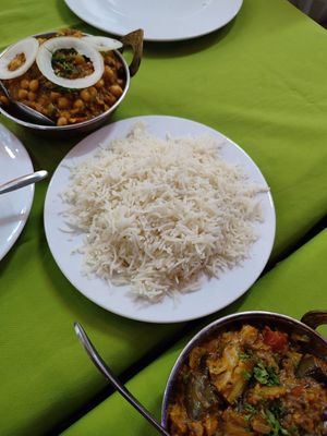 Rice at Ganesh Indian Restaurant in Cat Ba