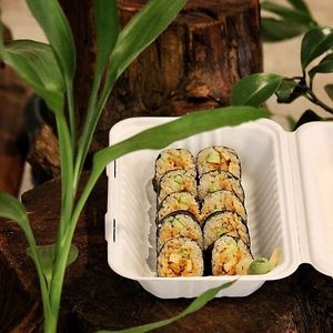 Spicy chick’n roll at V.L.C Vegan Eatery in Orlando