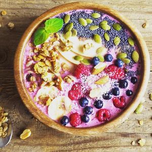 smoothie bowl at Ô Bistrot Nature in Pointe-a-pitre