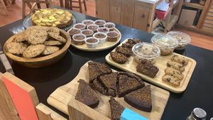 fresh cake at Ô Bistrot Nature in Pointe-a-pitre