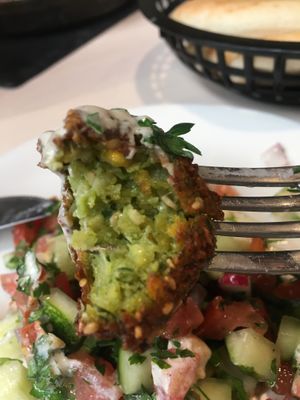 Falafel 🤤🌿 at Barganzo in Madrid