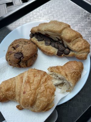 Vegan pastries   at Au Cafe Gourmand in Longueuil