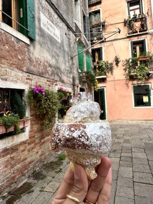   at Panificio Giovanni Volpe in Venice