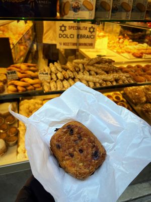   at Panificio Giovanni Volpe in Venice