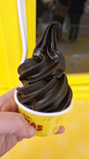 Midnight Chocolate in a mini cup at Morgenstern's BANANAS in New York City